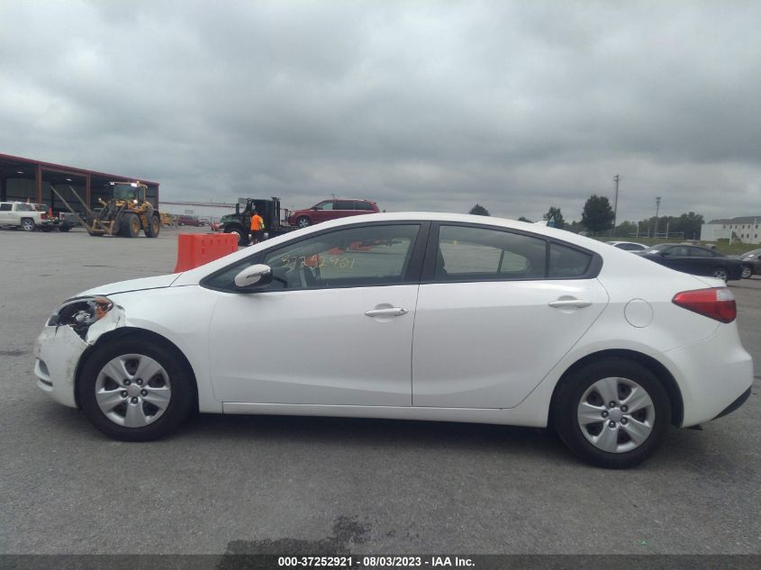 2015 KIA FORTE LX - KNAFX4A64F5338560
