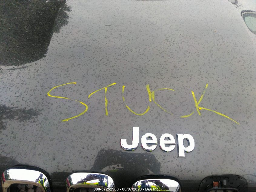2016 JEEP CHEROKEE LATITUDE - 1C4PJMCB6GW270101