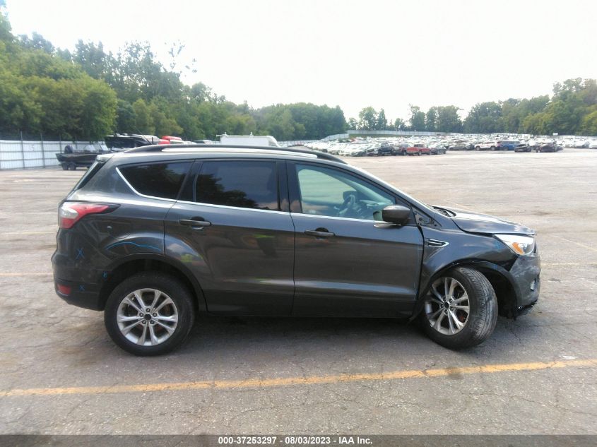 2017 FORD ESCAPE SE - 1FMCU9GD8HUE31667