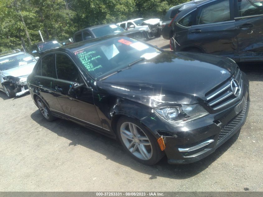 2014 MERCEDES-BENZ C 300 SPORT 4MATIC/LUXURY 4MATIC - WDDGF8AB9EA959982
