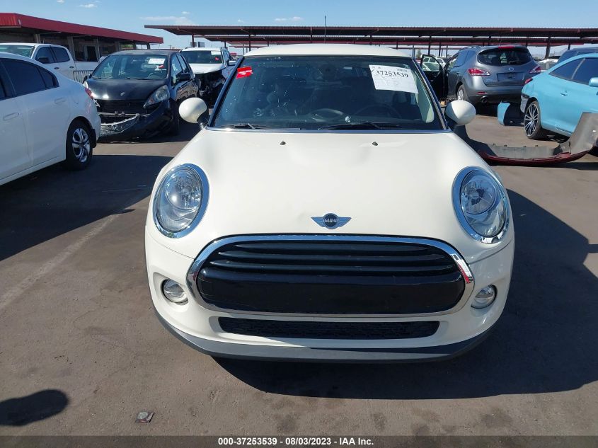 2018 MINI HARDTOP 2 DOOR COOPER/OXFORD EDITION WMWXP5C50J2G62018
