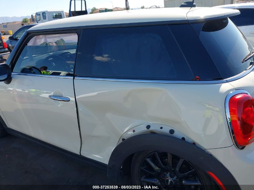 2018 MINI HARDTOP 2 DOOR COOPER/OXFORD EDITION WMWXP5C50J2G62018