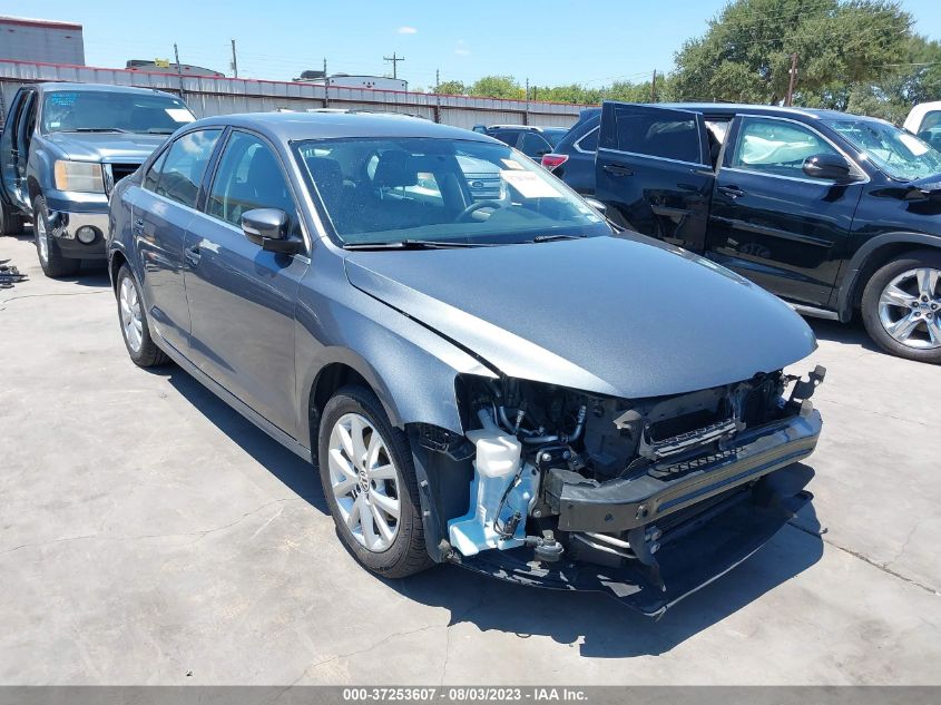 2014 VOLKSWAGEN JETTA SEDAN SE W/CONNECTIVITY - 3VWD17AJ6EM230951