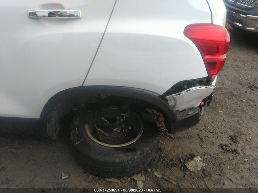 VIN KL7CJLSB9HB054050 2017 CHEVROLET TRAX LT