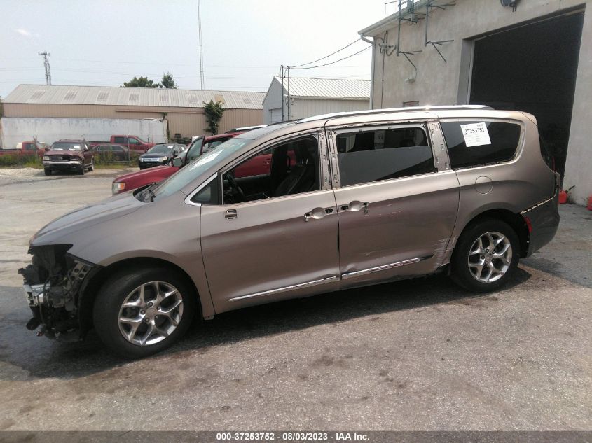 2017 CHRYSLER PACIFICA LIMITED - 2C4RC1GG9HR537619