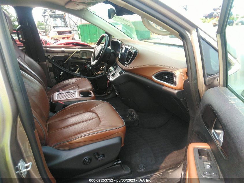 2017 CHRYSLER PACIFICA LIMITED - 2C4RC1GG9HR537619