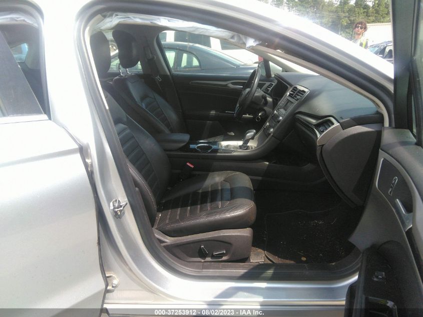 2013 FORD FUSION SE - 3FA6P0HR0DR230075