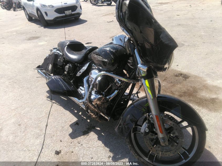 2014 HARLEY-DAVIDSON FLHXS STREET GLIDE SPECIAL - 1HD1KRM32EB641913