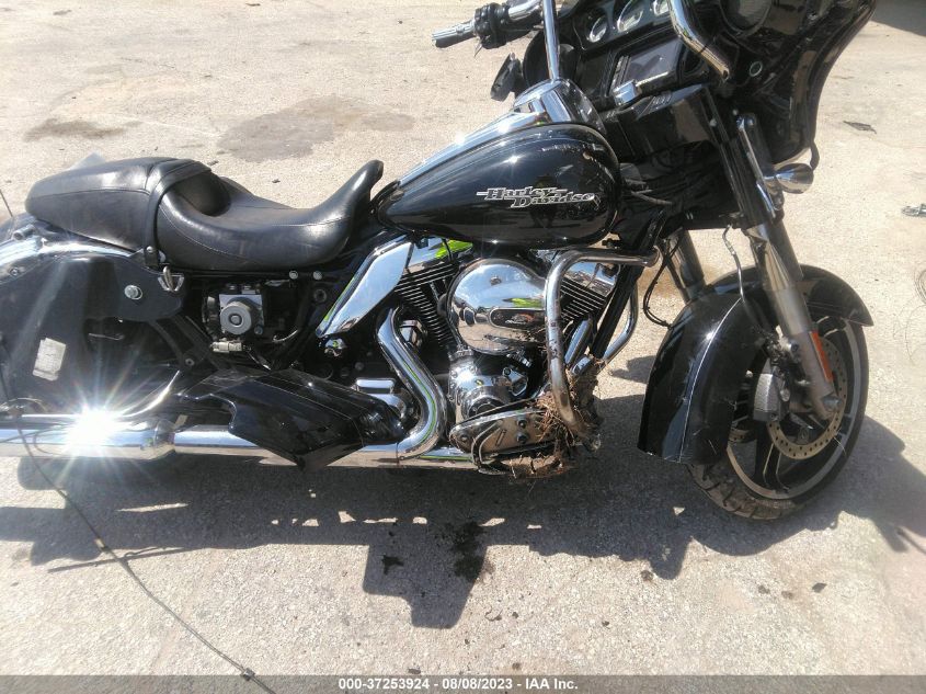 2014 HARLEY-DAVIDSON FLHXS STREET GLIDE SPECIAL - 1HD1KRM32EB641913