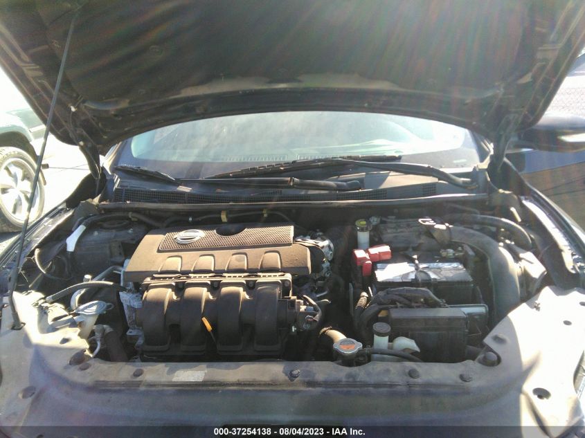 2015 NISSAN SENTRA SR - 3N1AB7AP9FY229359
