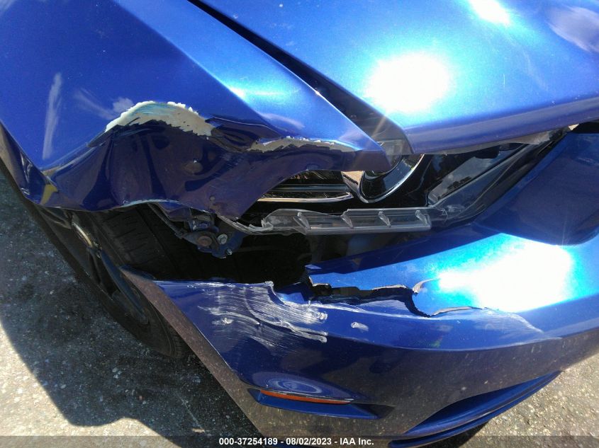 2014 FORD MUSTANG V6 - 1ZVBP8AM6E5325277