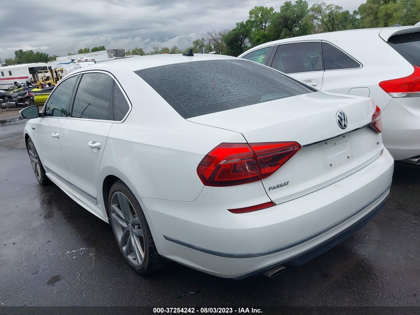 VIN 1VWDT7A31HC009646 2017 VOLKSWAGEN PASSAT R-LINE