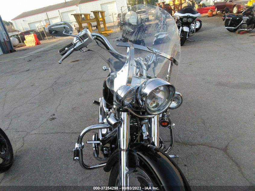 2005 HARLEY-DAVIDSON FLSTFI 1HD1BXB1X5Y101454