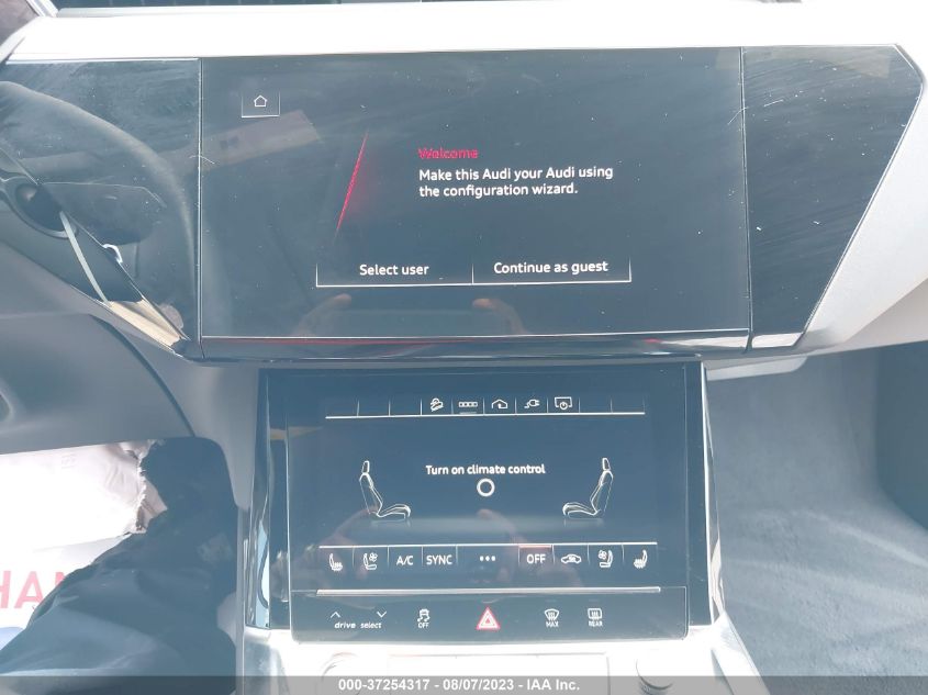 2022 AUDI E-TRON PREMIUM PLUS - WA1LAAGE6NB038422