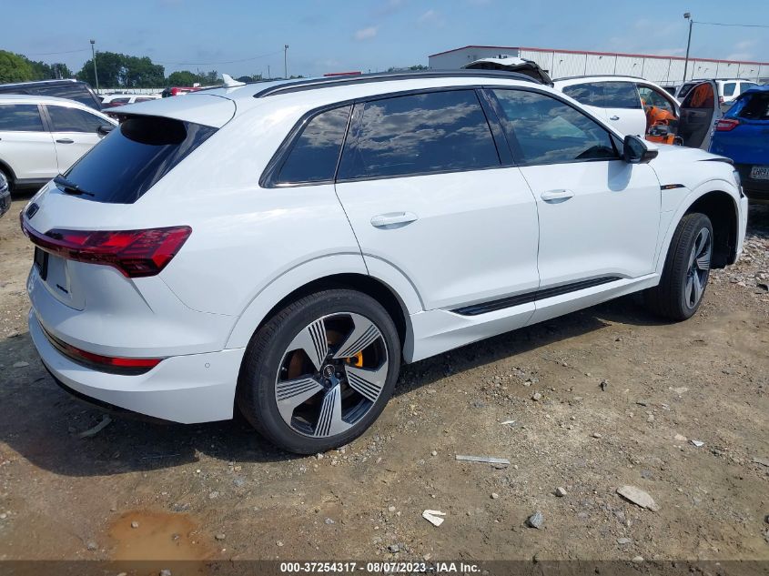 2022 AUDI E-TRON PREMIUM PLUS - WA1LAAGE6NB038422