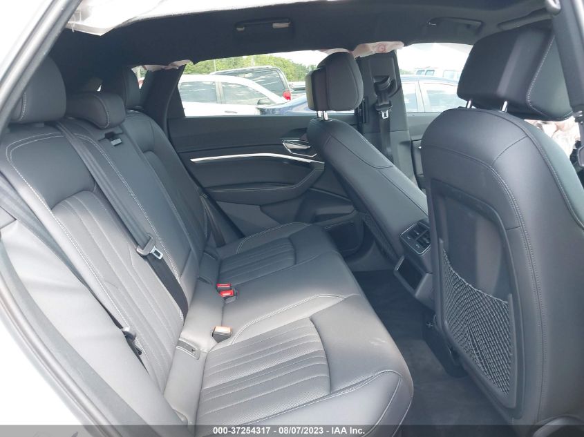 2022 AUDI E-TRON PREMIUM PLUS - WA1LAAGE6NB038422
