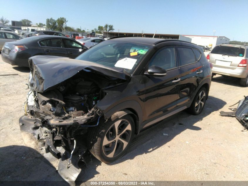 2017 HYUNDAI TUCSON LIMITED/SPORT AND ECO/SE - KM8J3CA25HU283718
