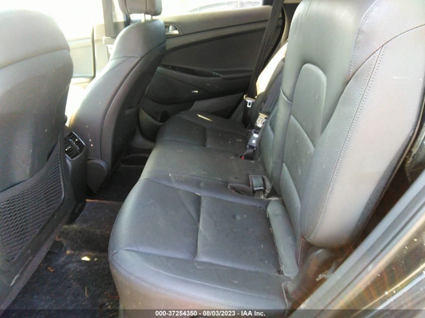 2017 HYUNDAI TUCSON LIMITED/SPORT AND ECO/SE - KM8J3CA25HU283718