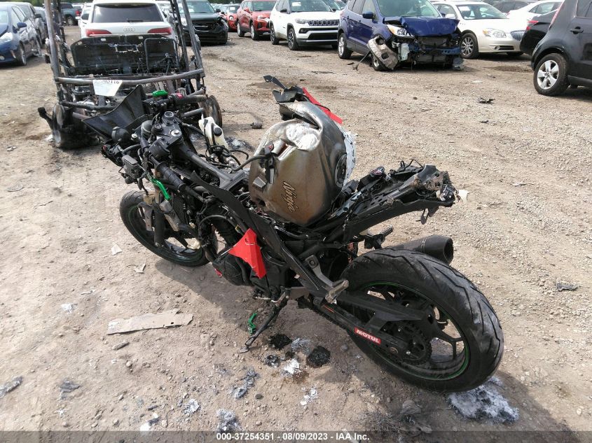 2015 KAWASAKI EX300 A - JKAEX8A10FDA24630