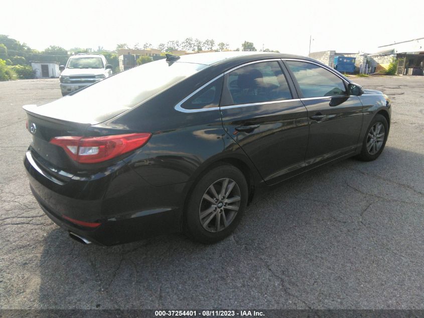 2015 HYUNDAI SONATA 2.4L SE - 5NPE24AF7FH182074