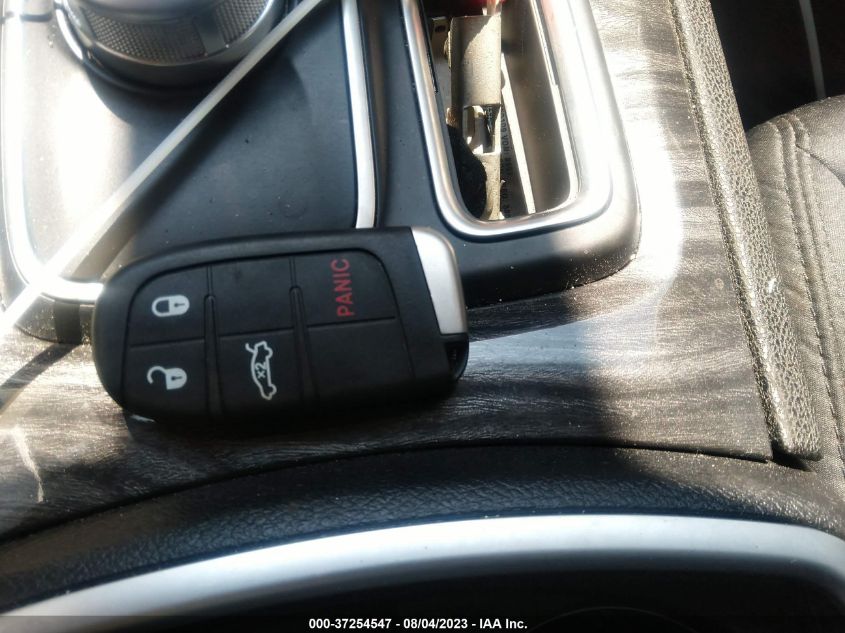 2020 CHRYSLER 300 TOURING - 2C3CCAAG6LH250109