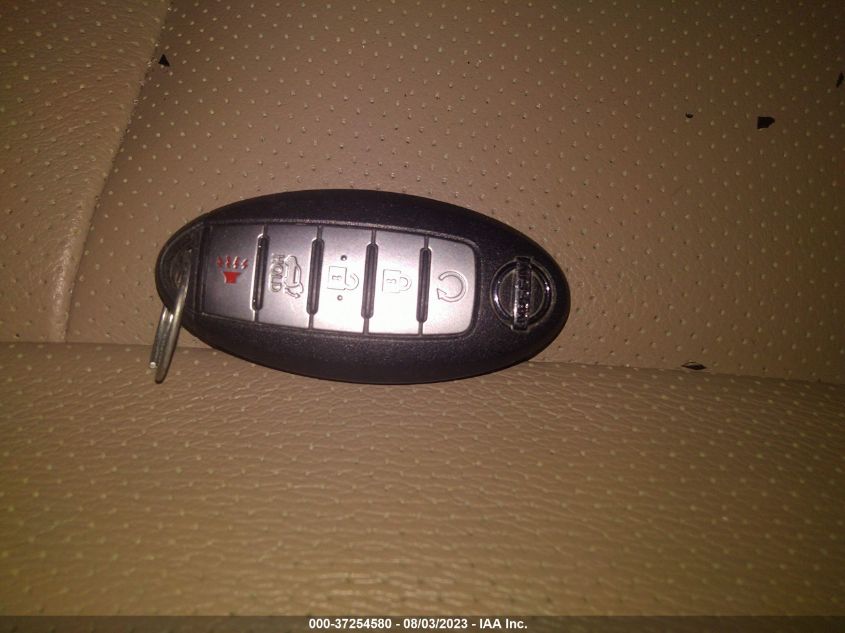 2017 NISSAN ROGUE SL - 5N1AT2MT6HC848353