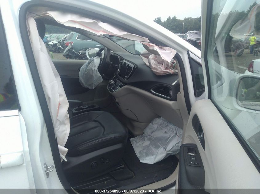 2019 CHRYSLER PACIFICA TOURING L PLUS - 2C4RC1EG6KR708272