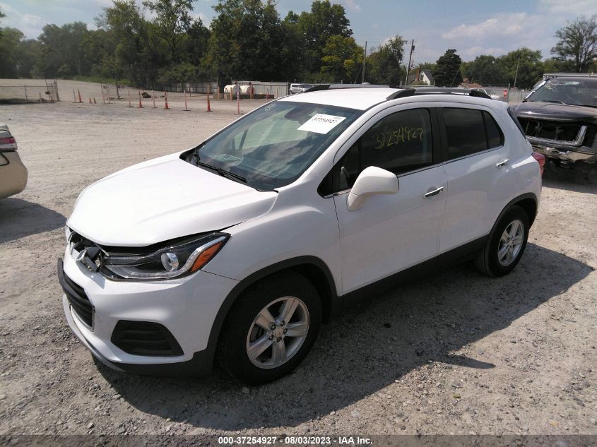 3GNCJLSBXLL117996 Chevrolet Trax 1LT 2