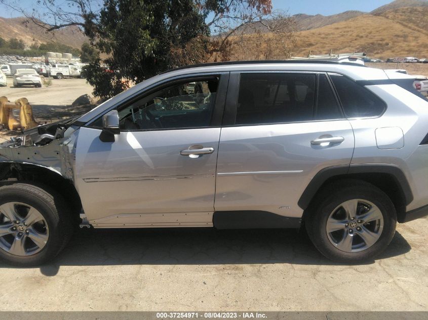 4T3MWRFV2PU085937 Toyota RAV4 LE 15