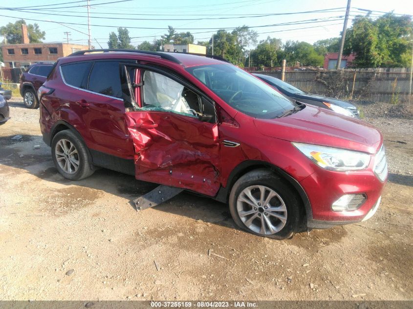 2017 FORD ESCAPE SE - 1FMCU0GD5HUD58043