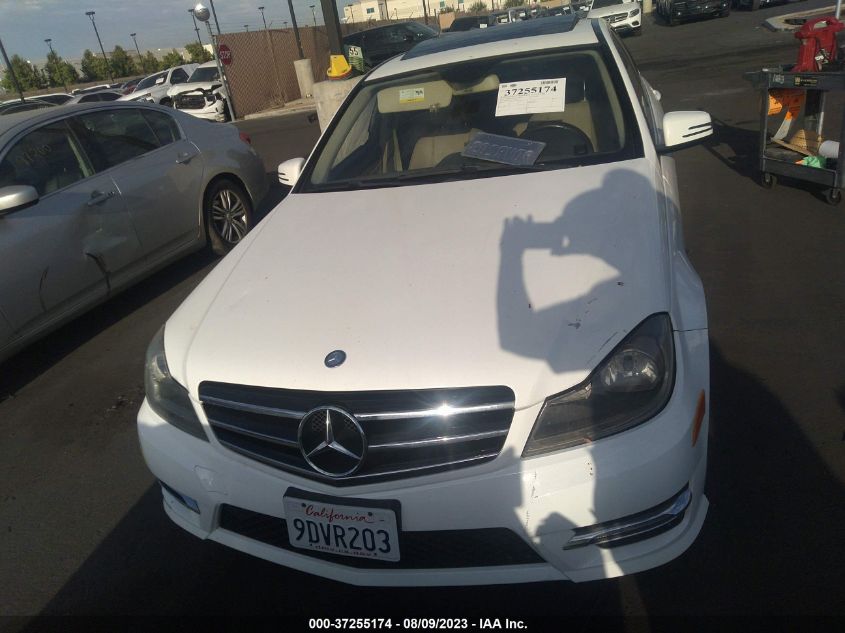 2014 MERCEDES-BENZ C-CLASS C 250 - WDDGF4HB1EG240978
