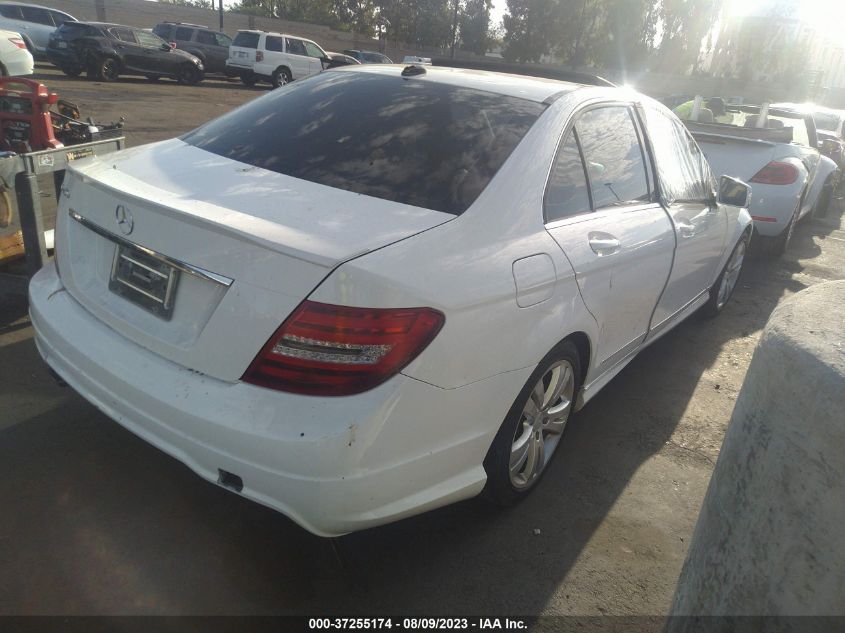 2014 MERCEDES-BENZ C-CLASS C 250 - WDDGF4HB1EG240978
