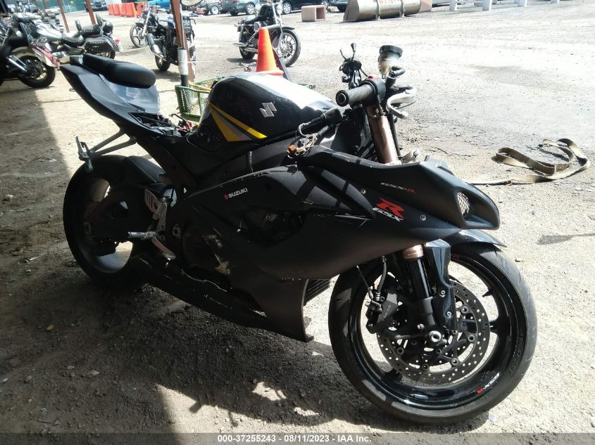 2005 SUZUKI GSX-R1000 - JS1GT76A052106386