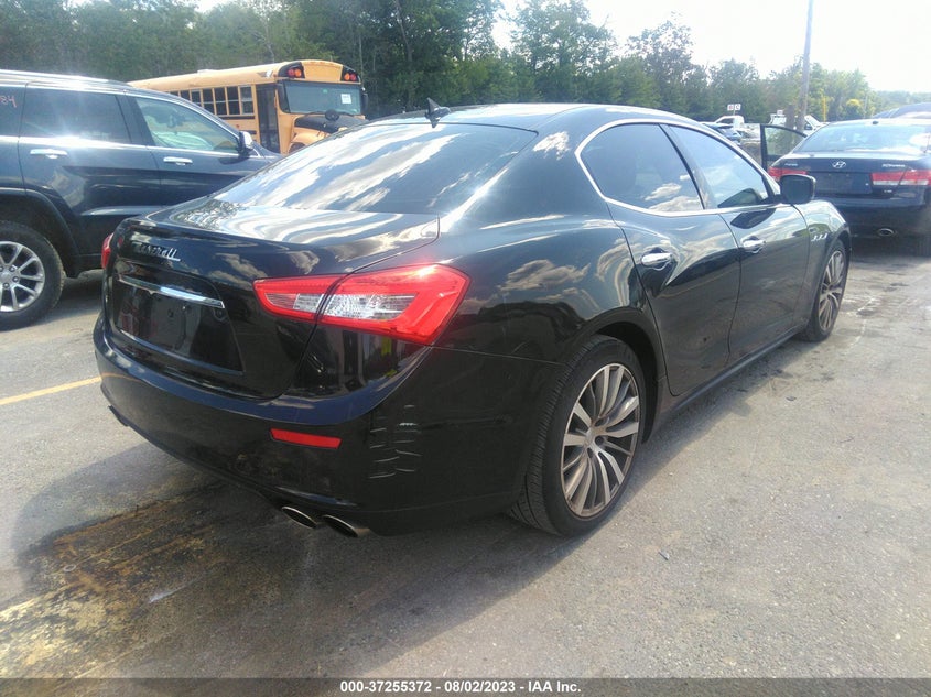 2015 MASERATI GHIBLI VIN: ZAM57RTA2F1153553