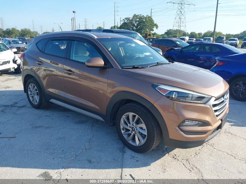 2017 HYUNDAI TUCSON LIMITED/SPORT AND ECO/SE - KM8J33A43HU392860