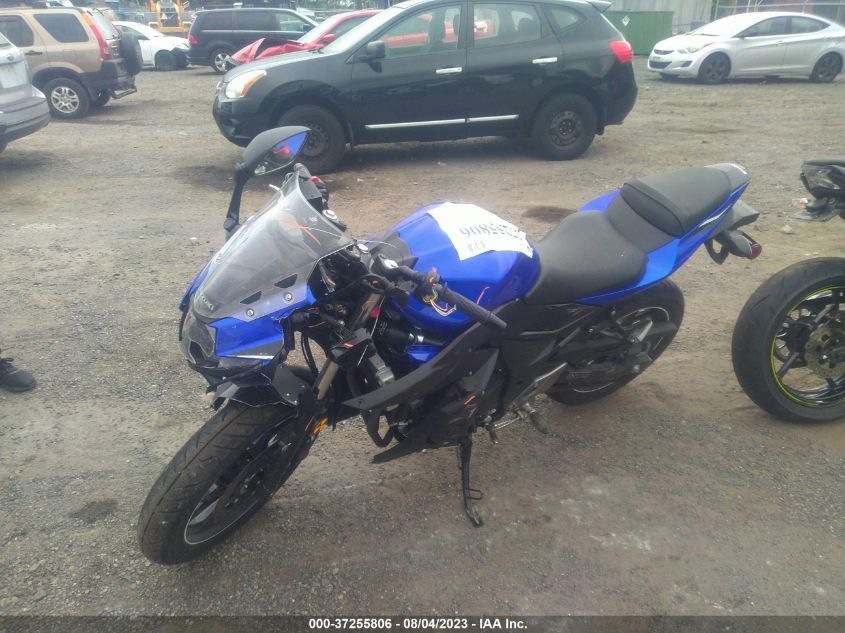 2022 SUZUKI GSX250R LC6DN11A2N1100064
