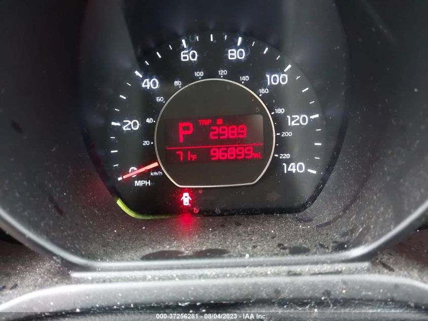 2015 KIA SOUL + - KNDJP3A5XF7112915