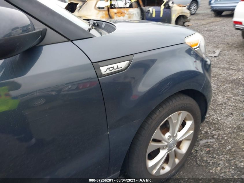 2015 KIA SOUL + - KNDJP3A5XF7112915