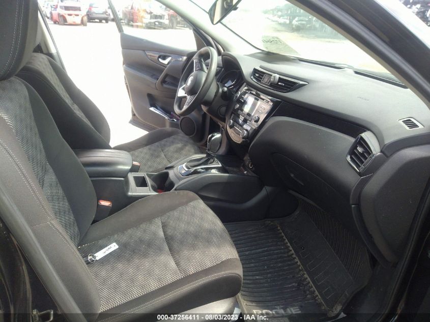 2018 NISSAN ROGUE SPORT SV - JN1BJ1CR4JW600155