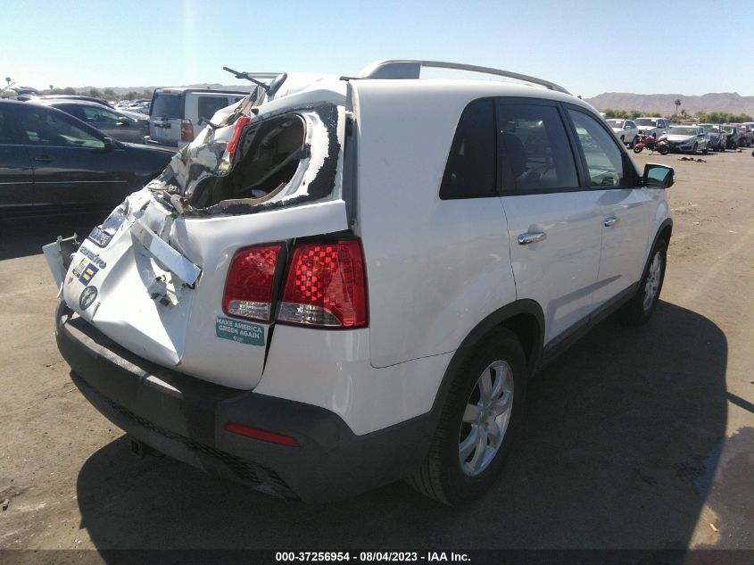 2013 KIA SORENTO LX - 5XYKT4A21DG315719