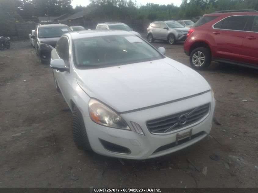 2013 VOLVO S60 T5 - YV1612FH0D2204575