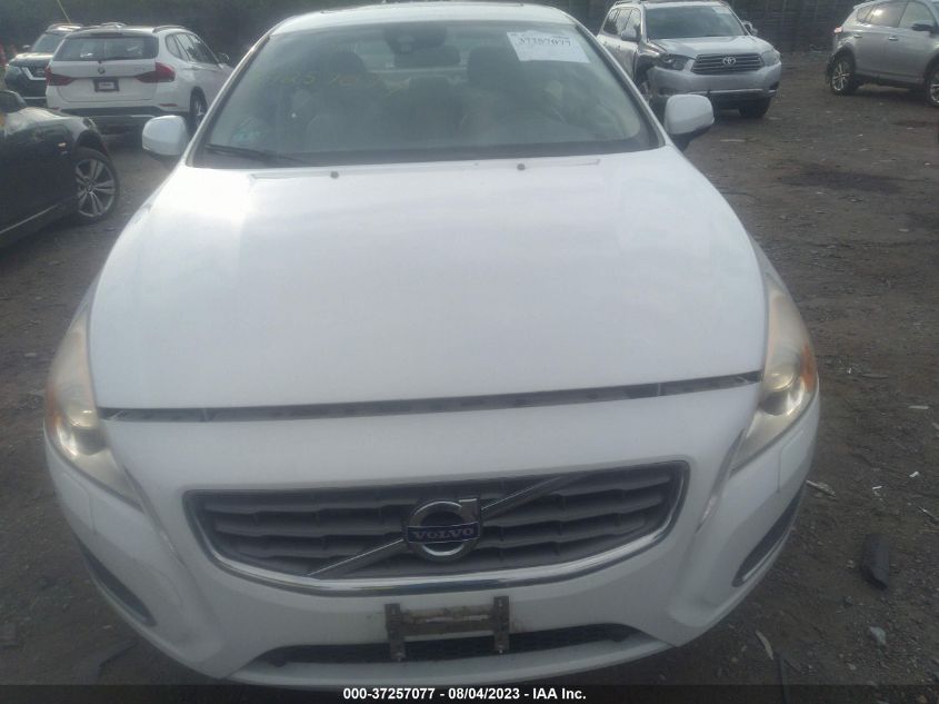 2013 VOLVO S60 T5 - YV1612FH0D2204575