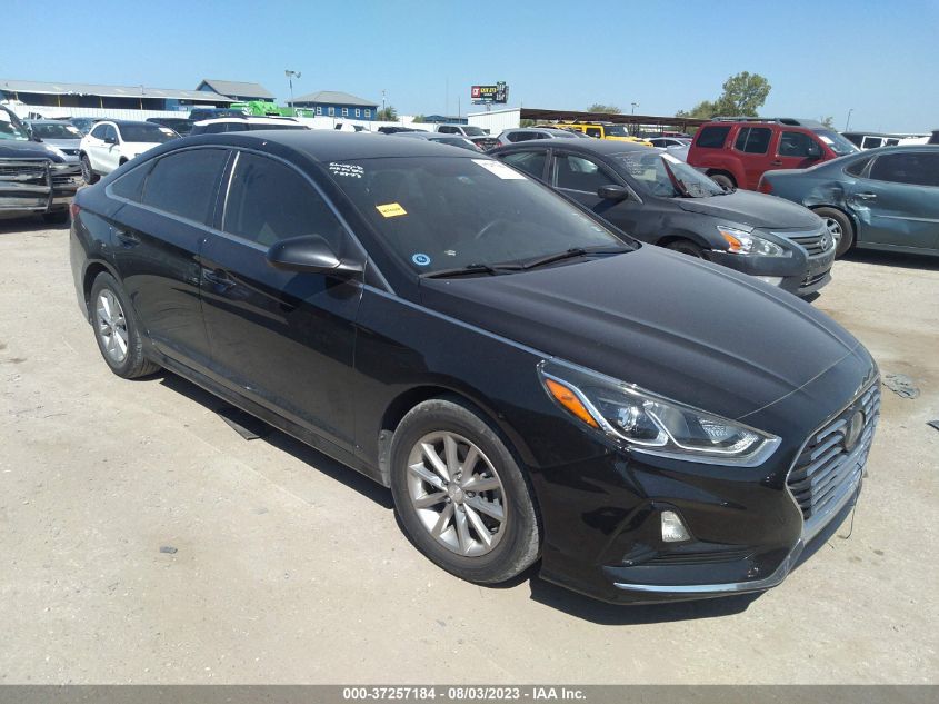 2019 HYUNDAI SONATA SE - 5NPE24AFXKH764437