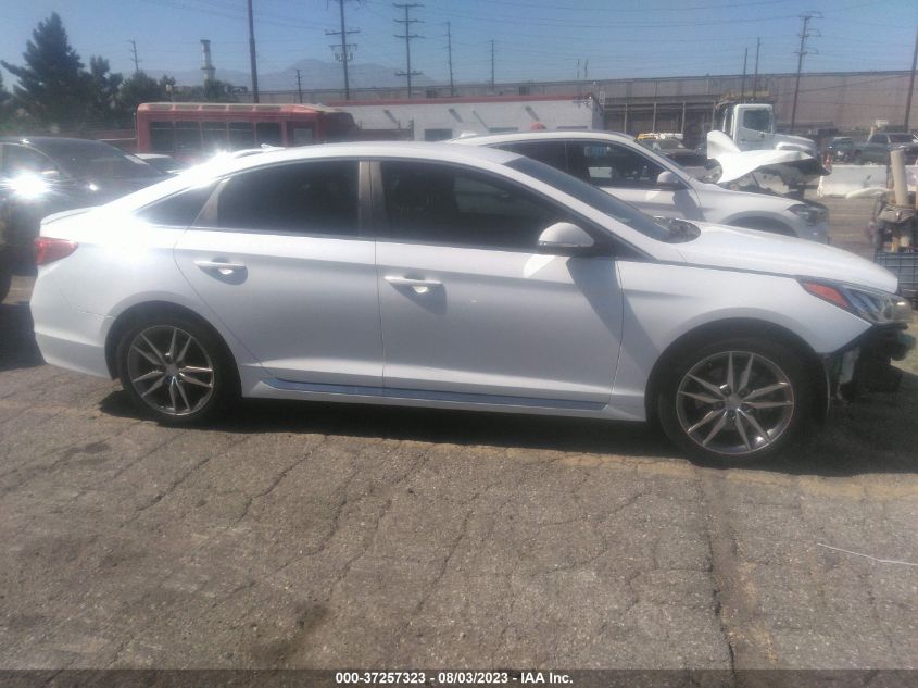 2017 HYUNDAI SONATA SPORT - 5NPE34AB6HH588618