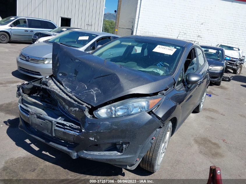 VIN 3FADP4EJXHM163260 2017 FORD FIESTA SE