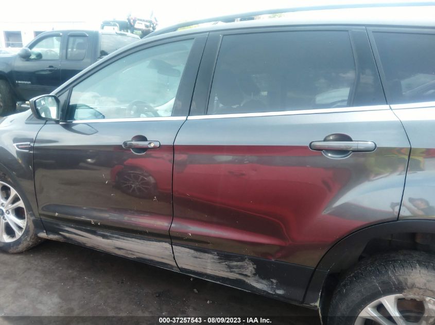 2018 FORD ESCAPE SE - 1FMCU0GD6JUB09787