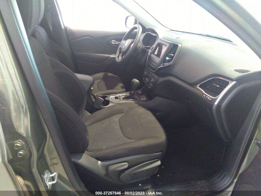 2019 JEEP CHEROKEE LATITUDE - 1C4PJMCB3KD449426