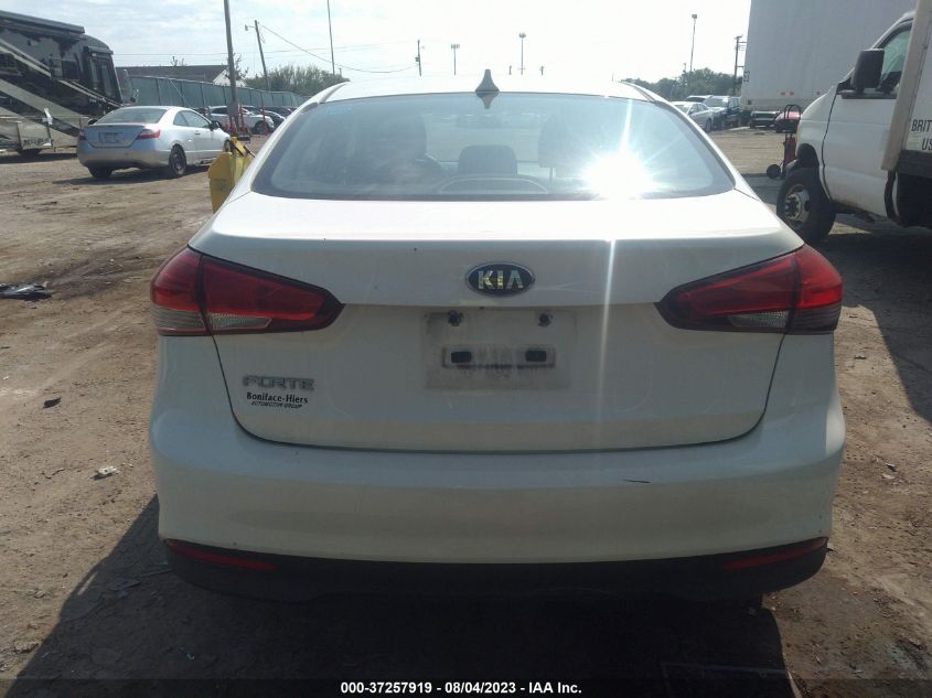 3KPFK4A79HE074477 | 2017 KIA FORTE