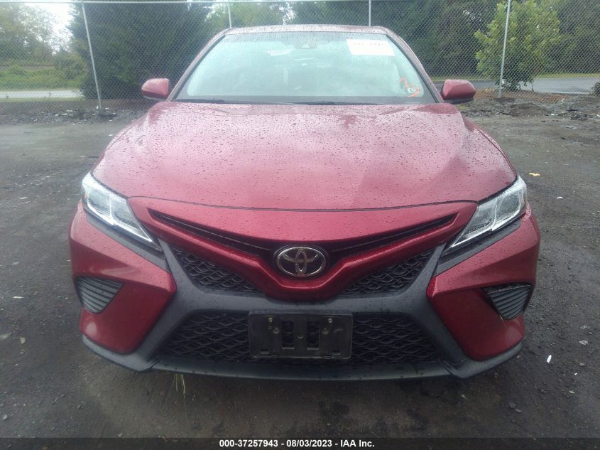 2018 TOYOTA CAMRY LE/SE/XLE/L - 4T1B11HK8JU618237