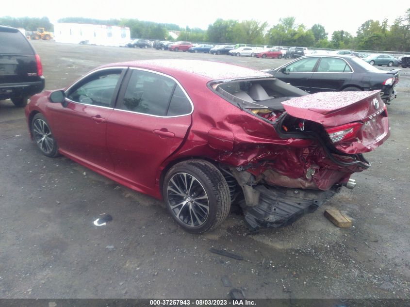 2018 TOYOTA CAMRY LE/SE/XLE/L - 4T1B11HK8JU618237